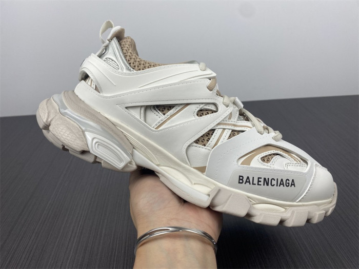 Ba*len*cia*ga track w3ac4 9062